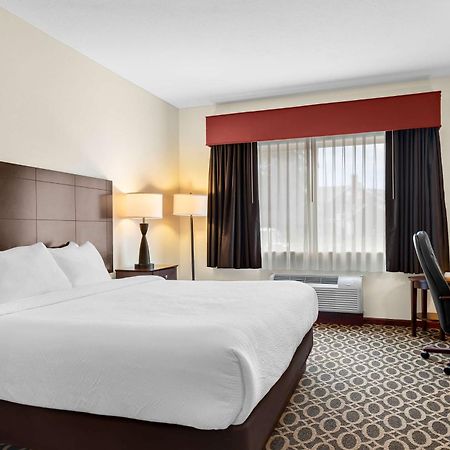 Best Western Paradise Inn Savoy Экстерьер фото
