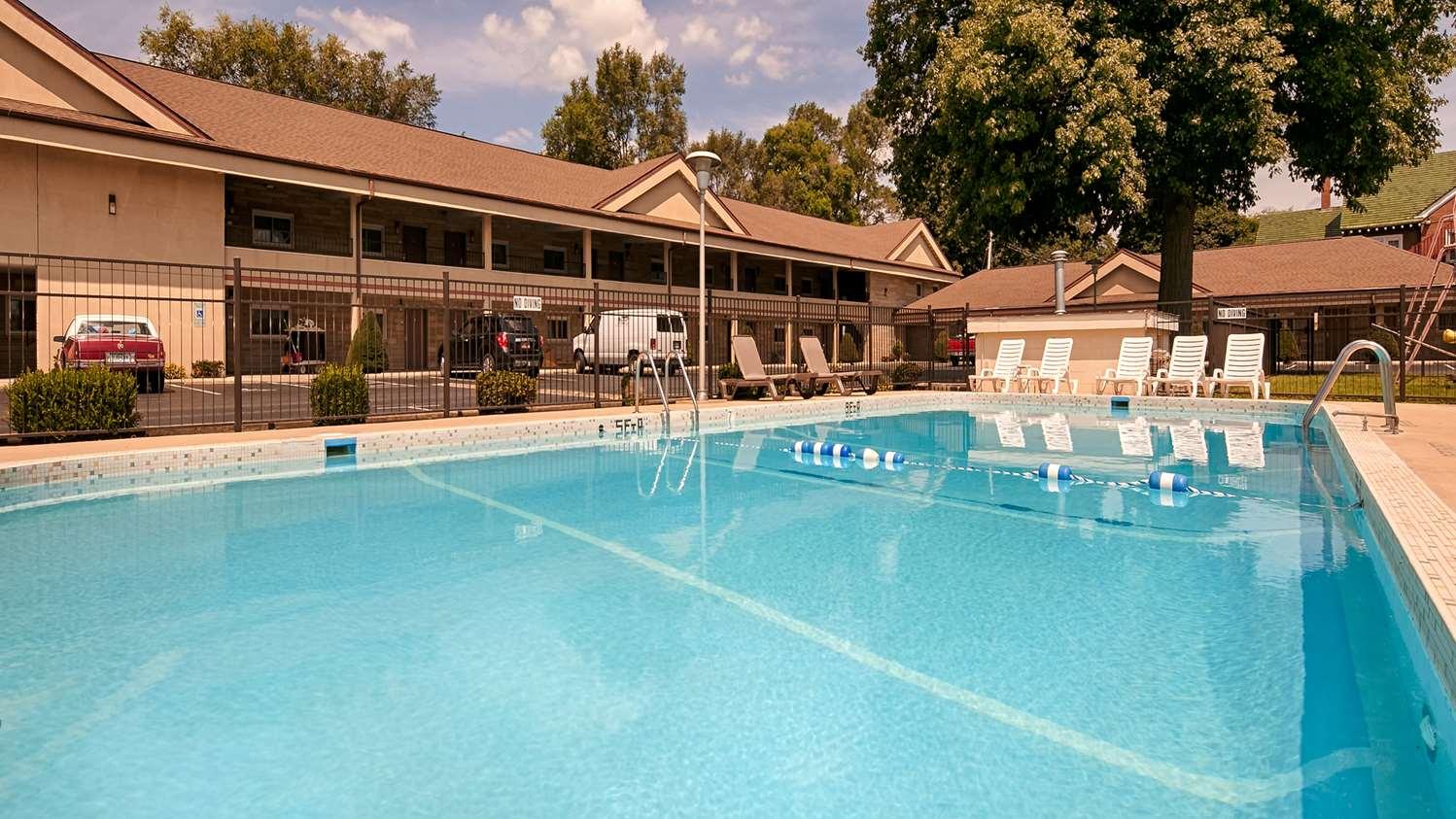 Best Western Paradise Inn Savoy Экстерьер фото