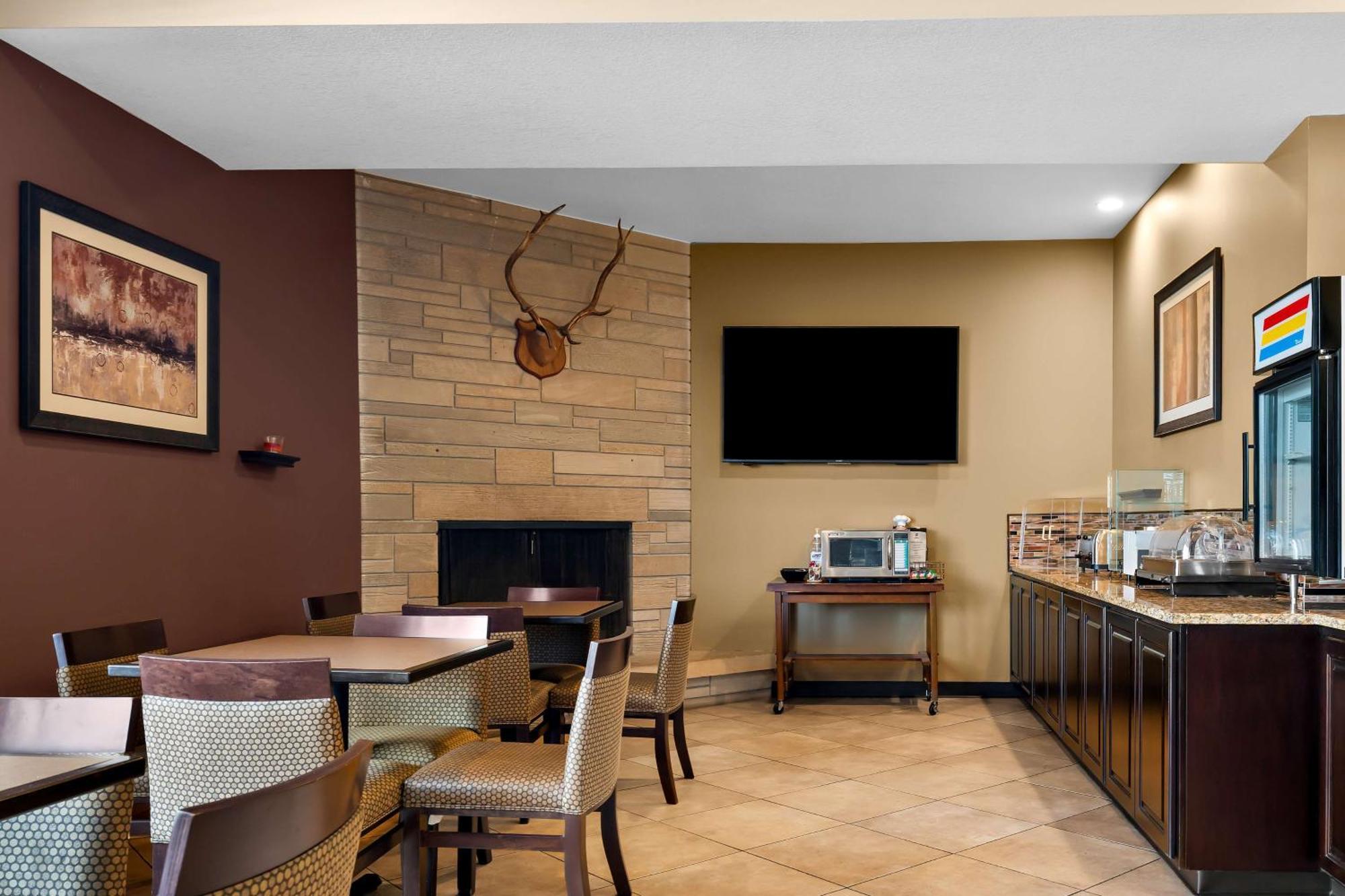 Best Western Paradise Inn Savoy Экстерьер фото